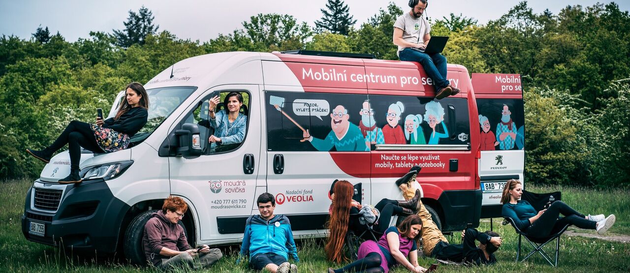 Podporujeme digitální vzdělávání seniorů 